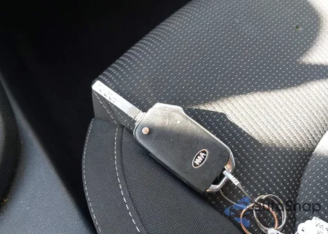 2021 Kia Forte Lxs z USA, uszkodzony, nr VIN 3KPF24AD8ME362197